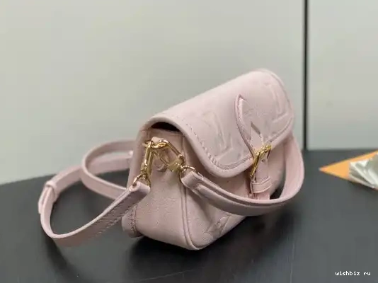WIS CM Diane-19*10.5*6 VUITTON Nano LOUIS 0326